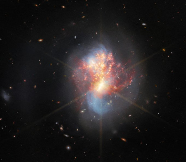 NASA’s giant telescope takes breathtaking photos of “Collision of Galaxies” and takes us back 270 million years